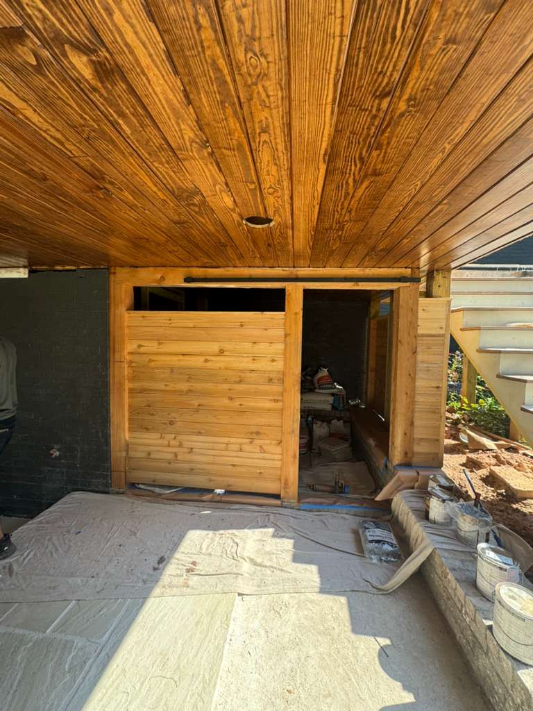 Trim Stain service
